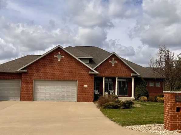 2019 Wedgewood Dr, Asbury, IA 52002