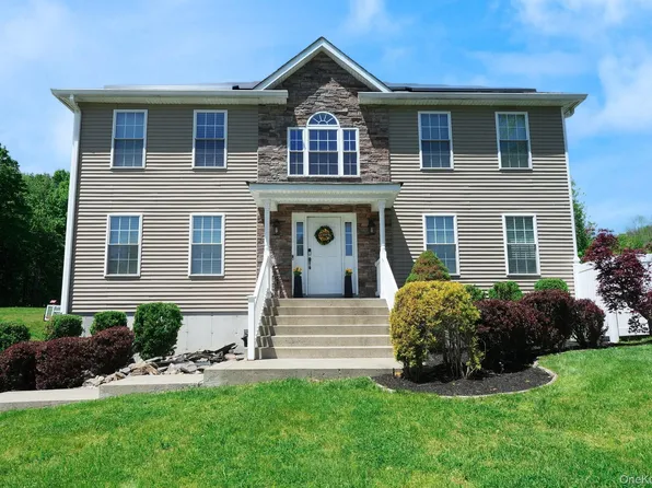 94 Robinson Lane, Wappingers Falls, NY 12590
