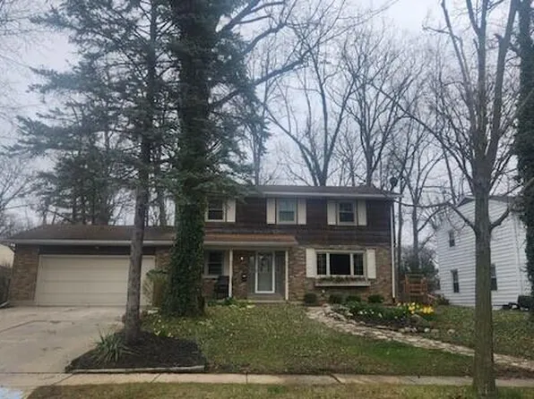 548 Fenway Dr, Lima, OH 45804