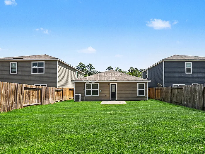 23022 Bellini Dr — Photo 24