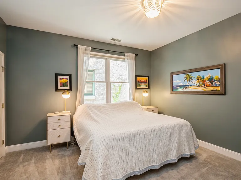 1355 N Mohawk St #3S — Photo 9