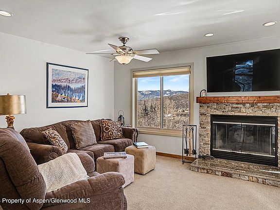 3rd image of 34 Lower Woodbridge Rd #149