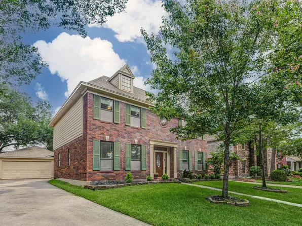 17322 Meadow Heights Dr, Houston, TX 77095
