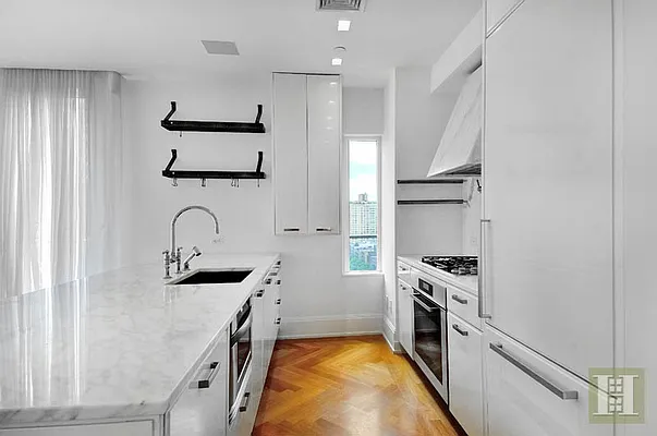 Rented by Halstead Real Estate | media 8