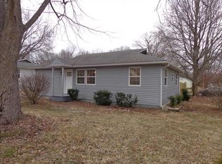 2756 W Walnut St, Springfield, MO 65802