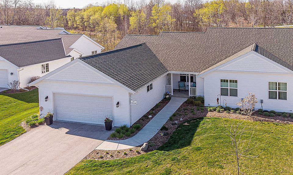 1st image of 615 Otto Ln