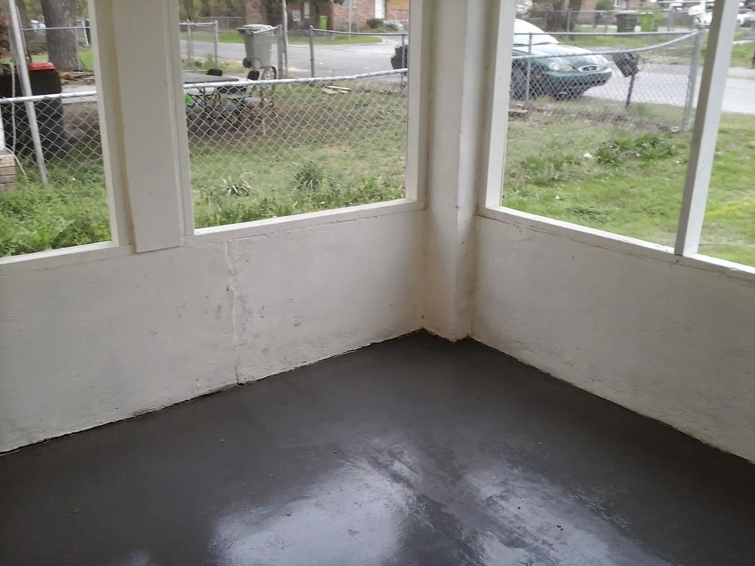 3 bed, 1100 sqft, $1,600 — Photo 3