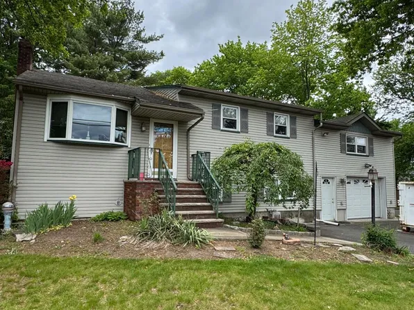 205 Fleet Ave, Edison, NJ 08820