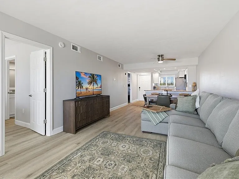 8350 Estero Blvd — Photo 5