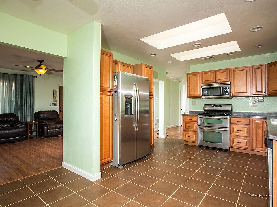 1st image of 9355 Marilla Dr
