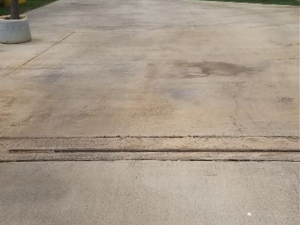 ewa-beach-hawaii-250257322 picture