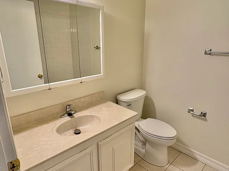 5275 Cribari Cor — Photo 13