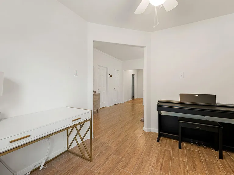 26542 Marble Point Ln — Photo 25