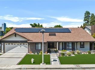 17719 W Royce Dr W, Encino, CA 91316