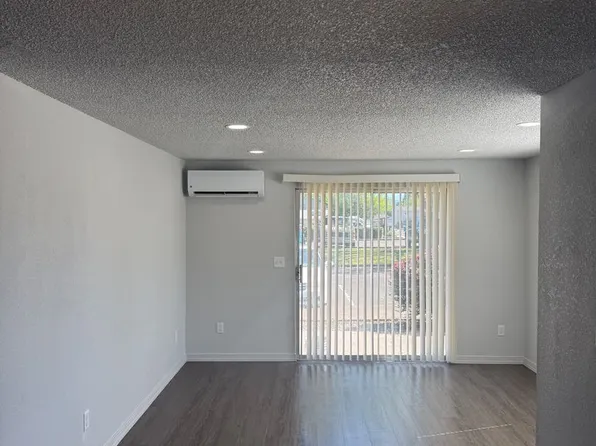 R247 Lorraine Ave