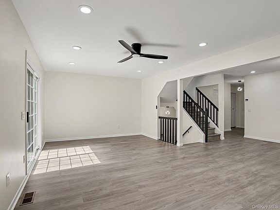 4th image of 273 Carrollwood Drive
