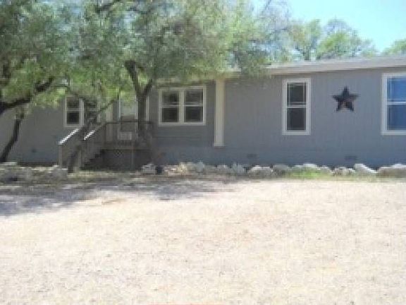3rd image of 104 Miranda Ct