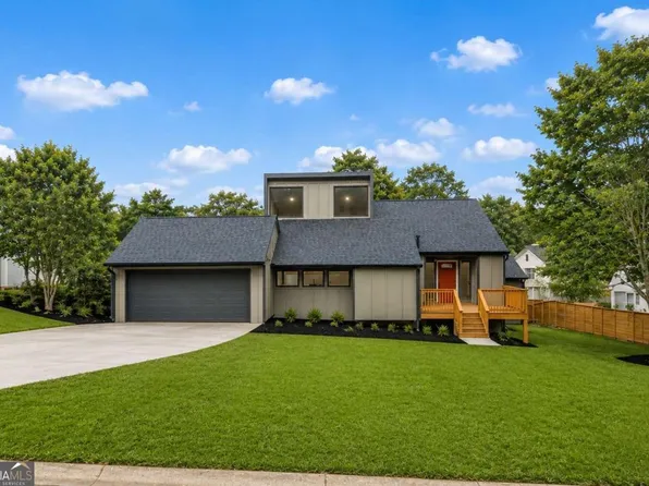 5309 Golfcrest Cir, Stone Mountain, GA 30088