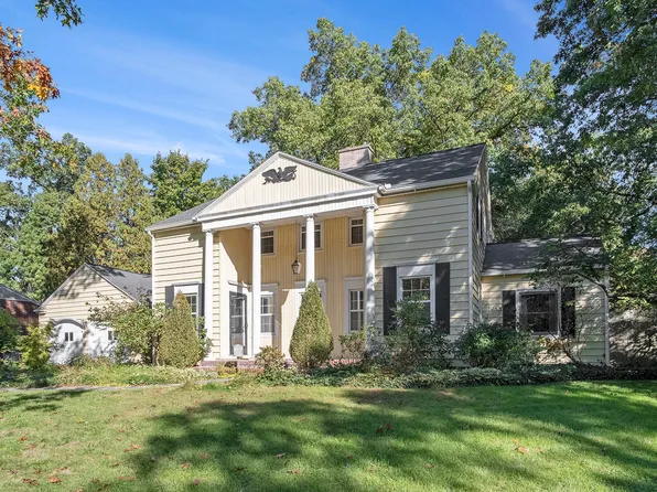 1048 Plymouth Ave SE, Grand Rapids, MI 49506