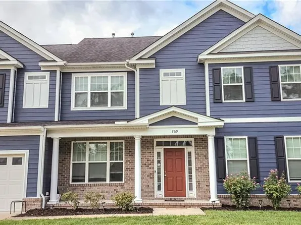 809 Obsidian Ct, Chesapeake, VA 23322