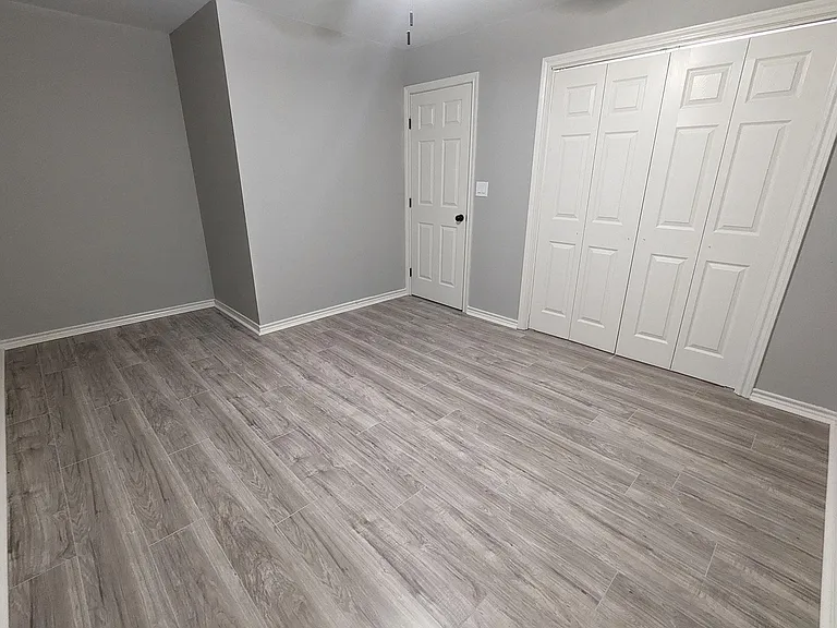 114 Scofield Ave #111 — Photo 8