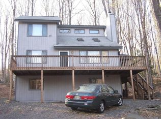 736 Woodridge Ct, Lake Ariel, PA 18436