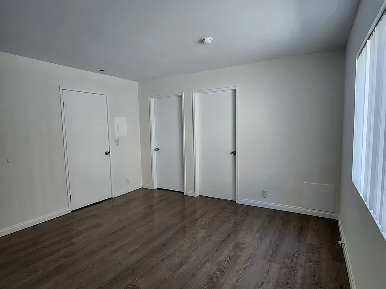 12745 Vanowen St #14 — Photo 5