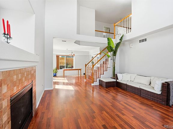 4th image of 3875 Perth Street