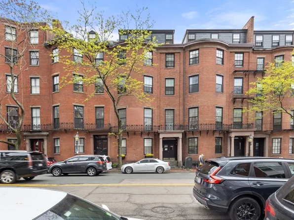 27 Bowdoin St APT 1C, Boston, MA 02114
