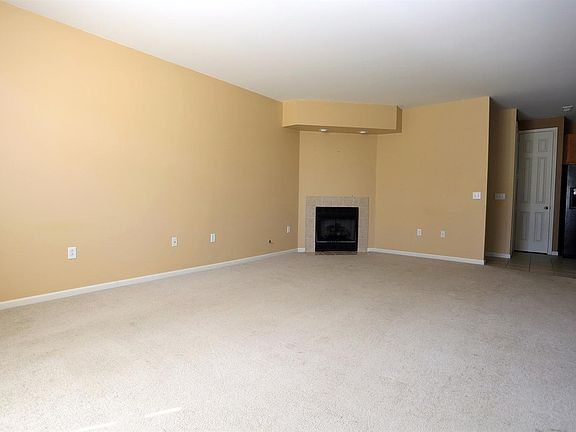 4th image of 3366 Primrose Ln