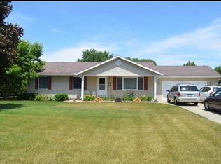 17064 Hawk Ct, Three Rivers, MI 49093