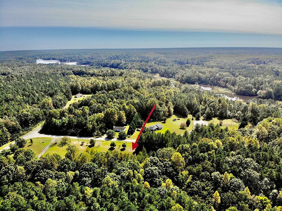 2nd image of 54 Deer Run Dr