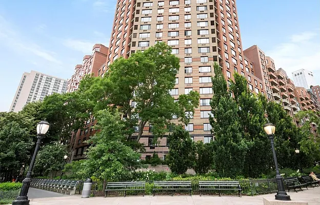 Rented by Platinum Properties | media 8