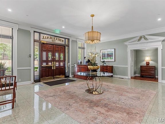 3rd image of 710 S Hanley Rd APT 7B