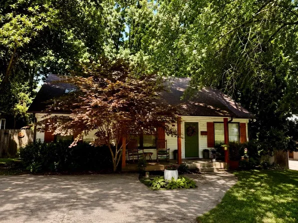 4431 Garris Rd, Charlotte, NC 28209