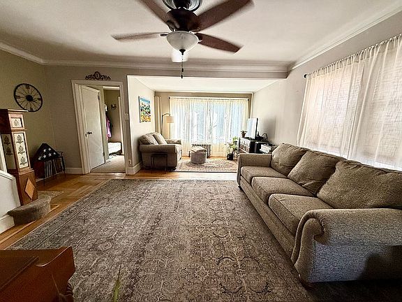 3rd image of 2134 Ryder St