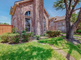 821 Canal St, Irving, TX 75063