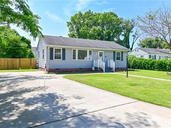 104 Hodges Manor Rd, Portsmouth, VA 23701
