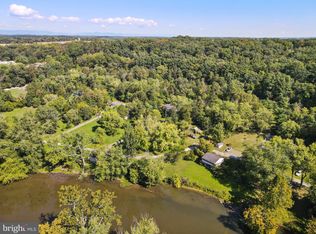 13721 Hopps Landing Rd, Hagerstown, MD 21740