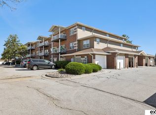 3315 N 147th Ct APT 1202, Omaha, NE 68116