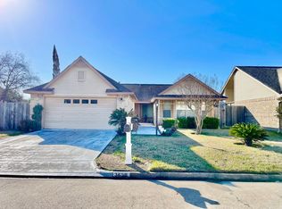 3258 Meadway Dr, Houston, TX 77082