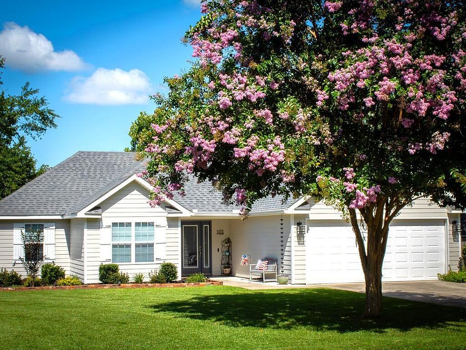 1st image of 3880 Heather Way