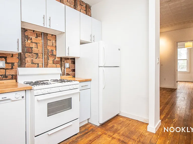 255 Himrod St #3L — Photo 1