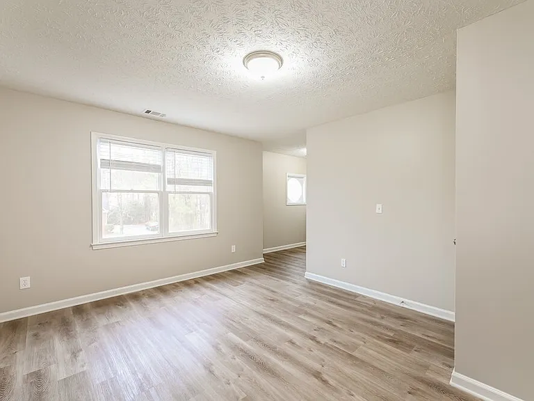 1071 Cedar Bluff Trl SW — Photo 9