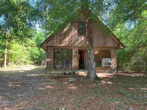 232 Pear St, Village Mills, TX 77663