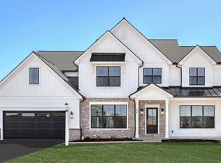 104 Morning Dr, Ephrata, PA 17522