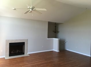 2092 Leighton Dr, Shelby Township, MI 48317