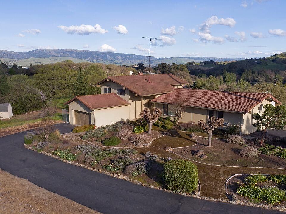 1st image of 15260 Sycamore Dr