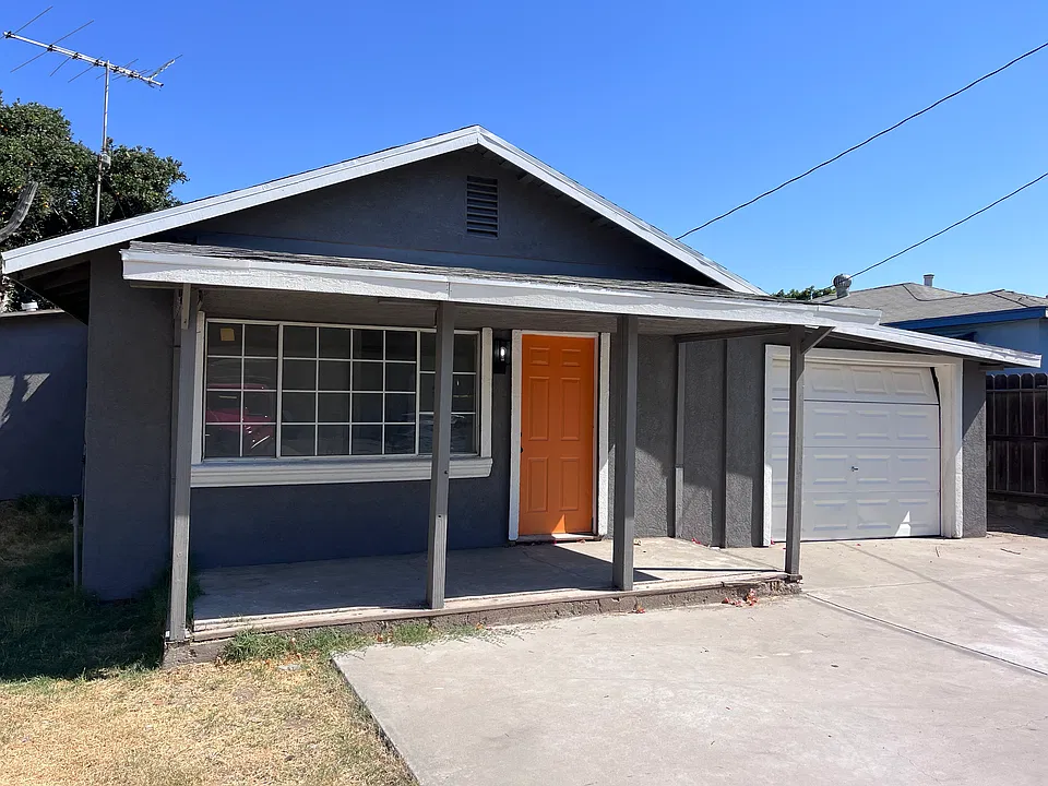 327 Hosmer Ave