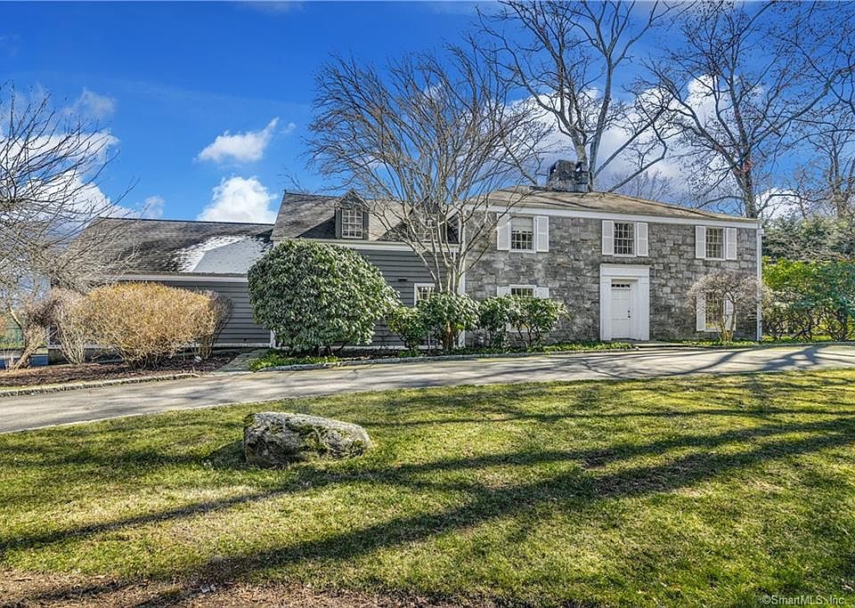 1st image of 43 Bayberrie Dr